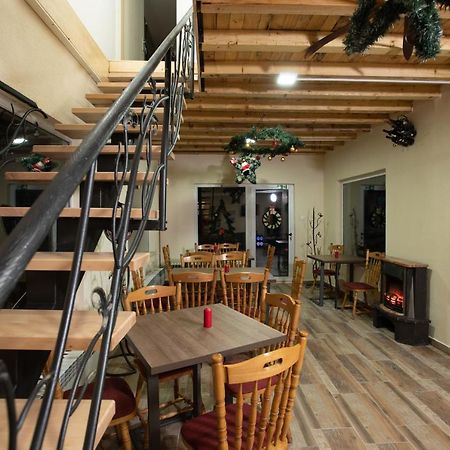 Apartmani Sp Jovanovic Crni Vrh Buitenkant foto