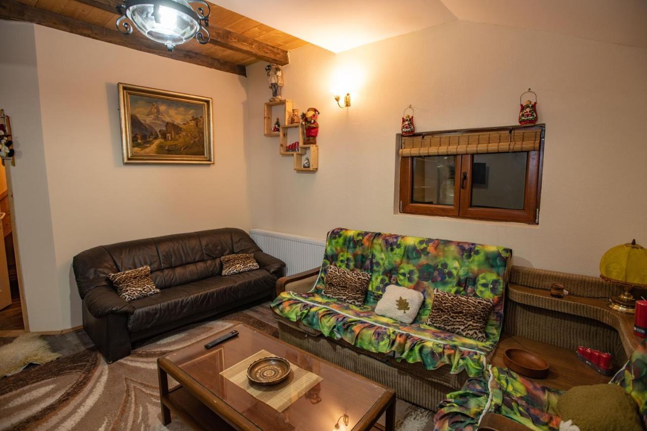 Apartmani Sp Jovanovic Crni Vrh Buitenkant foto