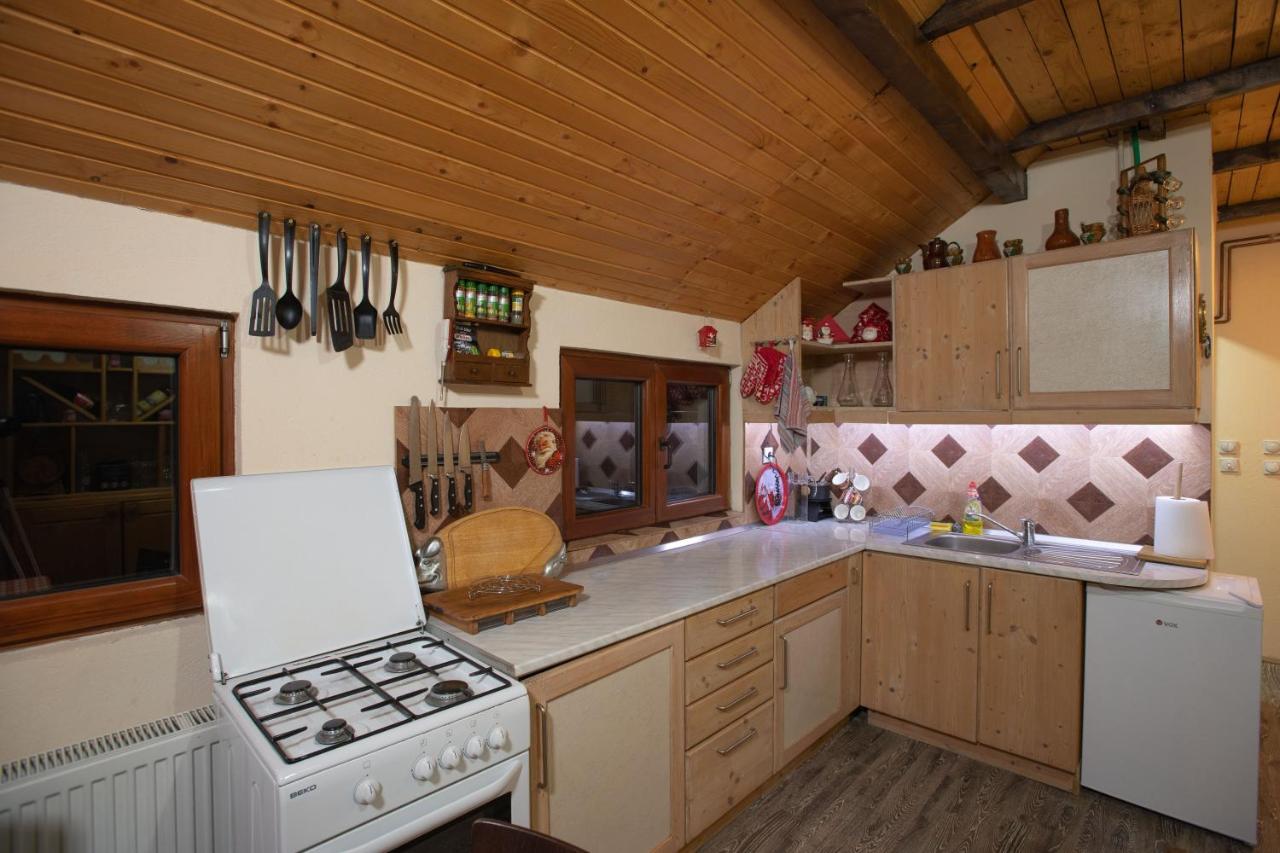Apartmani Sp Jovanovic Crni Vrh Buitenkant foto