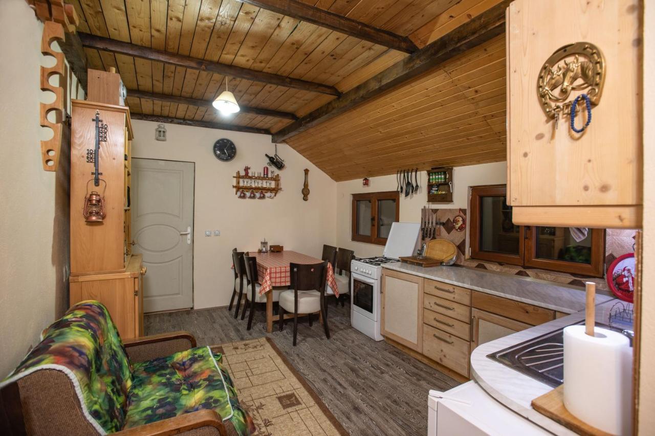 Apartmani Sp Jovanovic Crni Vrh Buitenkant foto